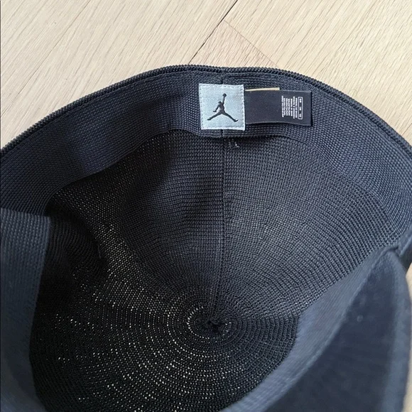 Jordan hat - Picture 3 of 5